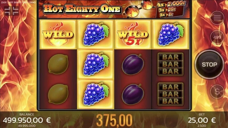 Hot Eighty One - pangunahing sesyon, reels na may stake at control panel
